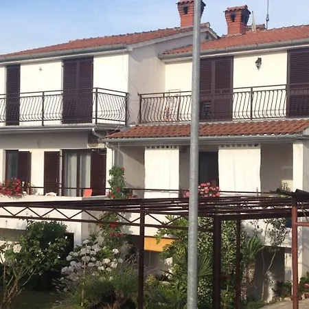 Appartement Devčić *