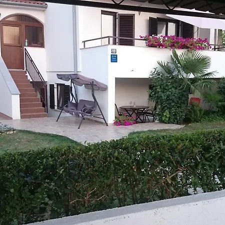 Apartment Devcic