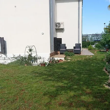 Devcic Apartment Porec